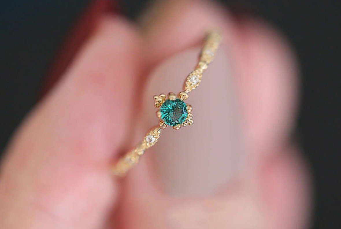 Emerald Green Ring, S925 Silver + Dainty Pendant | Vintage InspiredRings_Gold_Emerald Green_antique_rings_birthday_gifts_women
