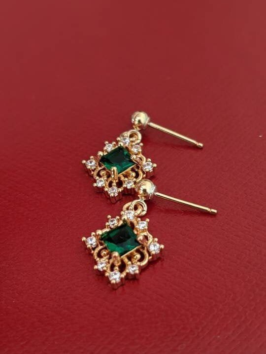 Morgan 14K Gold Earrings w. Emerald Green Gem Jewels Pendant | Vintage InspiredEarrings_Gold_Emerald Green_14k Gold_antique_accessory
