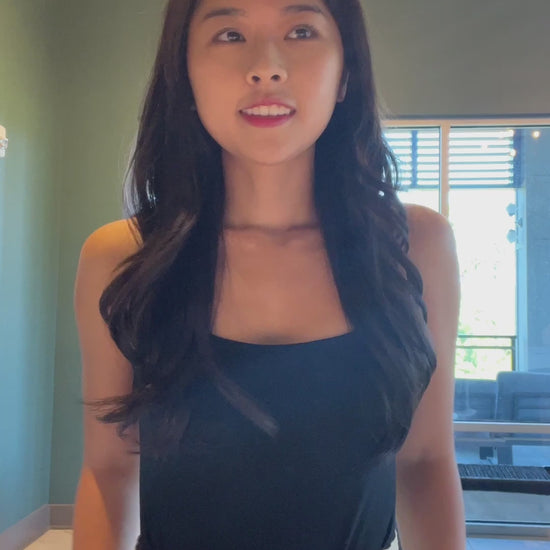 model wearing zoe hoop earrings video